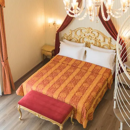 Hotel Regina Del Garda Toscolano-Maderno
